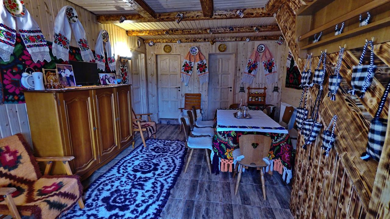 Pensiunea Lore&Sara Satu Sugatag Экстерьер фото